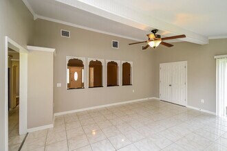 1755 Farm Way in Middleburg, FL - Building Photo - Building Photo