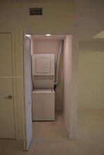 7661 NW 107th Ave, Unit 704 in Doral, FL - Building Photo - Building Photo