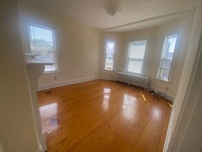 86 South St, Unit #2 in Boston, MA - Building Photo - Building Photo