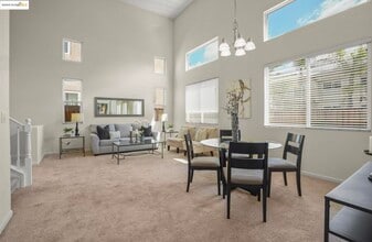 2451 Aberdeen Ln in Discovery Bay, CA - Building Photo - Building Photo