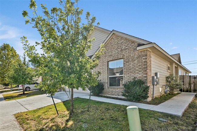 821 Fortrose Ter in Pflugerville, TX - Building Photo - Building Photo