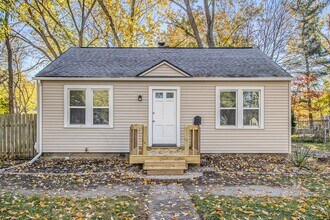 428 Keyes Dr in Parchment, MI - Building Photo - Building Photo