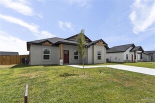 1501 Unity Dr in Mercedes, TX - Building Photo
