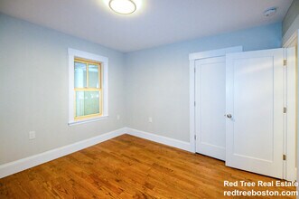 25 Firth Rd, Unit U2 3-bed 2-b Roslindale in Boston, MA - Building Photo - Building Photo