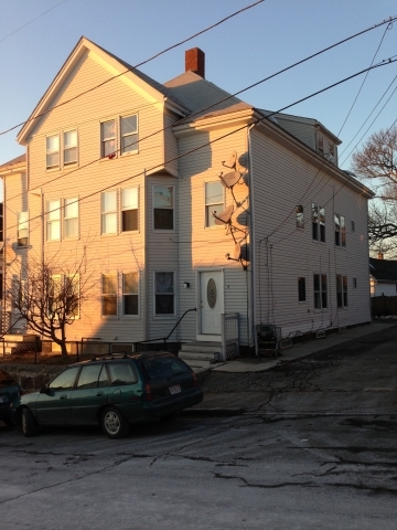 6-8 Summit St in Gloucester, MA - Building Photo - Building Photo