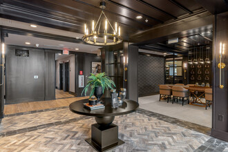 The Harrison in Newtown Square, PA - Foto de edificio - Lobby