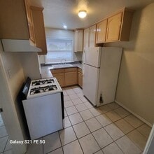 2104 Cabrillo Ave, Unit 2104 in Torrance, CA - Building Photo - Building Photo
