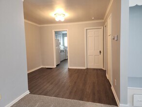 722 Kenwick Rd-Unit -D in Columbus, OH - Building Photo - Building Photo