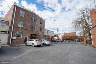 10 N Pennsylvania Ave in Delmar, DE - Building Photo - Building Photo