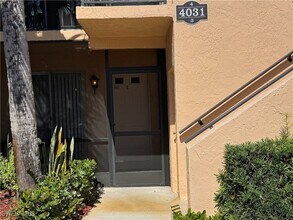 4031 Ice Castle Way, Unit 3303 in Naples, FL - Foto de edificio - Building Photo