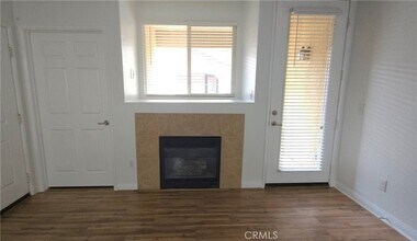 41410 Juniper St, Unit 1323 in Murrieta, CA - Building Photo - Building Photo