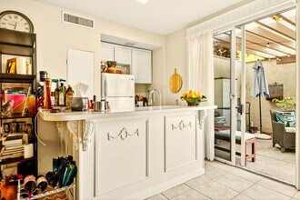 46750 Mountain Cove Dr in Indian Wells, CA - Foto de edificio - Building Photo