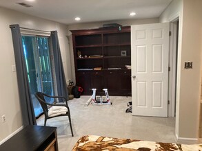 12208 Wye Oak Commons Cir in Burke, VA - Building Photo - Building Photo