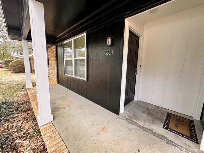 8011 Kipling St in Pensacola, FL - Building Photo - Building Photo