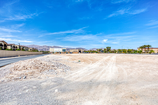 Sunrise Diamond Creek in North Las Vegas, NV - Building Photo - Building Photo