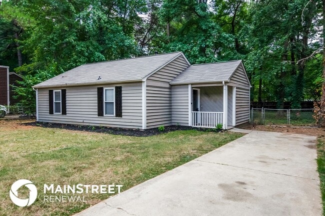 6022 Woodthrush Dr in Charlotte, NC - Building Photo - Building Photo