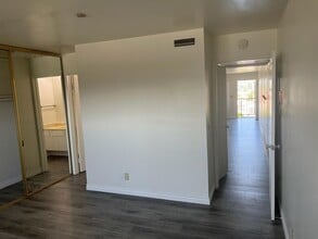 1905 Cedar St in Alhambra, CA - Foto de edificio - Building Photo