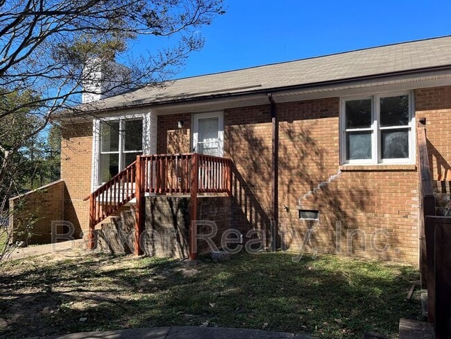 property at 4608 Brockton Dr