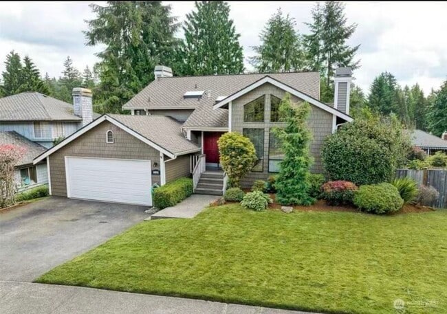 property at 17120 161st Ave SE