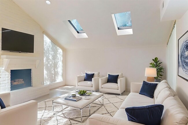 property at 707 Center Hill Dr