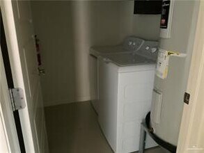 4 Myrtle Beach Ave in McAllen, TX - Building Photo - Building Photo