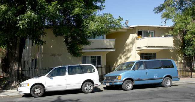 1125 Lacey Ln in Concord, CA - Foto de edificio - Building Photo