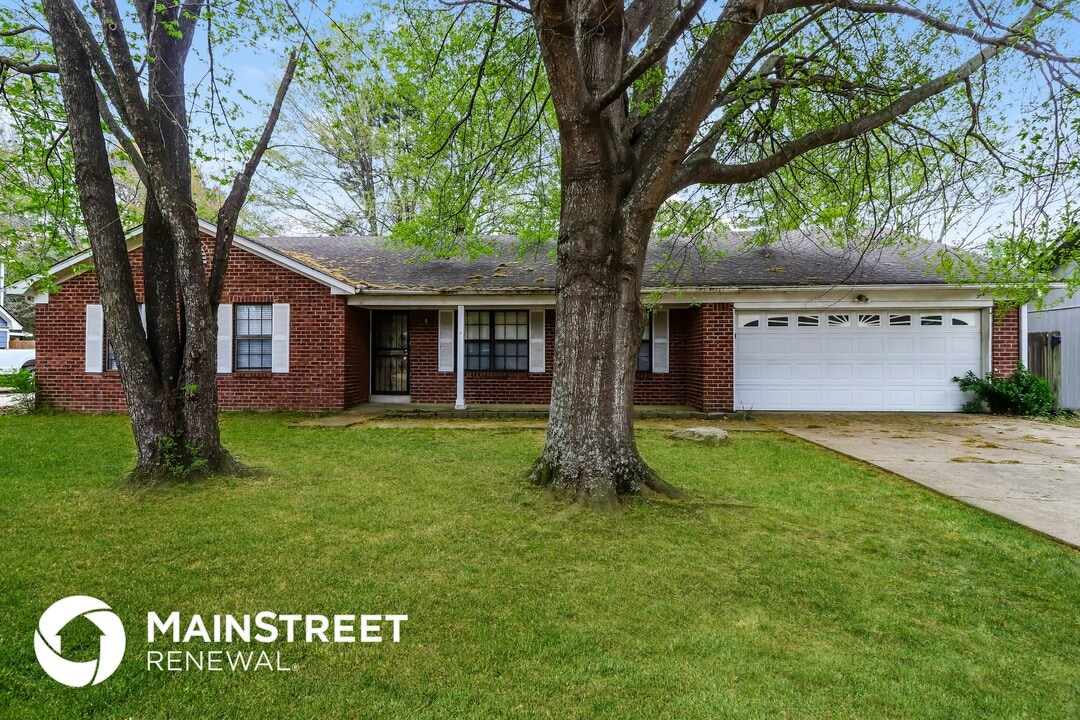 3048 Ingleside Dr in Bartlett, TN - Building Photo