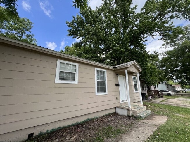3647 Mission Dr in Baton Rouge, LA - Building Photo - Building Photo