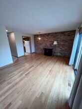 1988 Green Bay Rd in Highland Park, IL - Building Photo - Building Photo