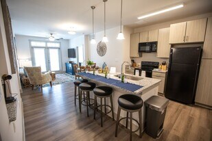 Berkmar Landing Apartments in Earlysville, VA - Building Photo