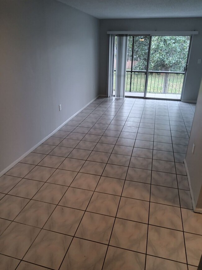 1904 Honour Rd in Orlando, FL - Building Photo - Building Photo