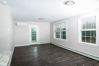 70 Premier Dr in Lisbon, ME - Building Photo - Building Photo