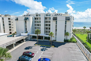 2200 Ocean Dr S in Jacksonville, FL - Building Photo