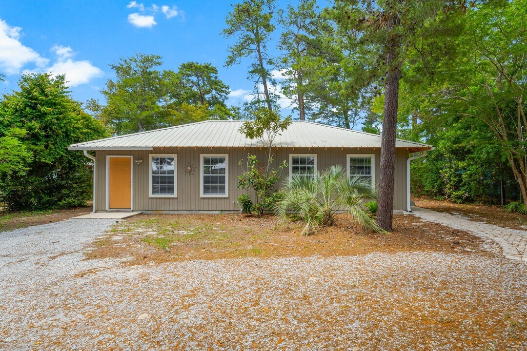 133 Sunrise Cir in Santa Rosa Beach, FL - Building Photo