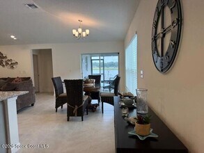 3739 Grappler Cir SE in Palm Bay, FL - Foto de edificio - Building Photo