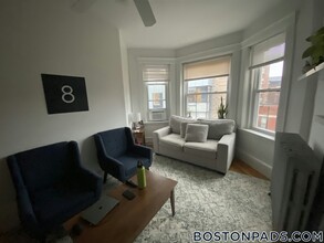 26 Hemenway St in Boston, MA - Building Photo - Building Photo