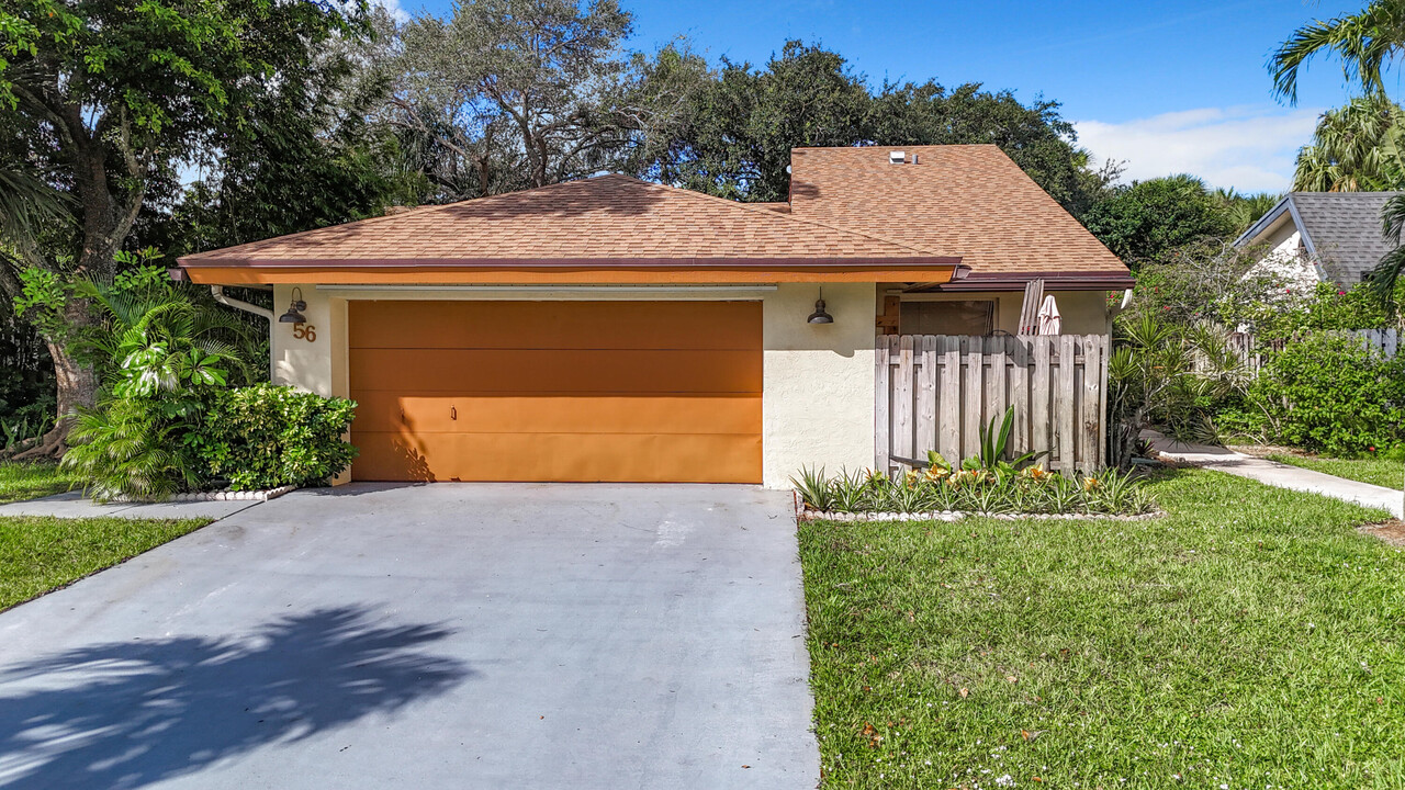56 Baytree Cir in Boynton Beach, FL - Foto de edificio