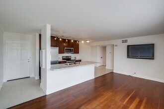 4545 Arizona St in San Diego, CA - Foto de edificio - Building Photo