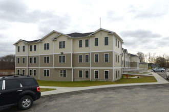 Greenbrier Village in Seekonk, MA - Building Photo - Building Photo