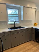 7016 Antioch Rd in Overland Park, KS - Foto de edificio - Building Photo