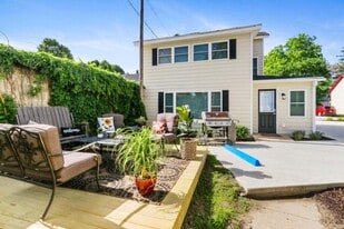 816 Wisconsin St in Lake Geneva, WI - Building Photo