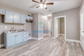 3841 Holmes St in Dallas, TX - Building Photo - Building Photo