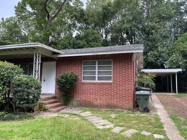 property at 1912-1910 Nannette Dr
