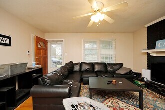 513 Cotton St in Chapel Hill, NC - Building Photo - Building Photo