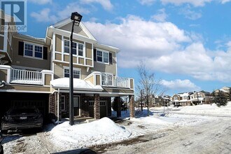 239 Netherby Ln in Kitchener, ON - Building Photo - Building Photo