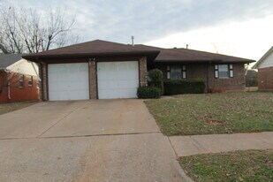 4308 Bonaparte Blvd in Midwest City, OK - Building Photo