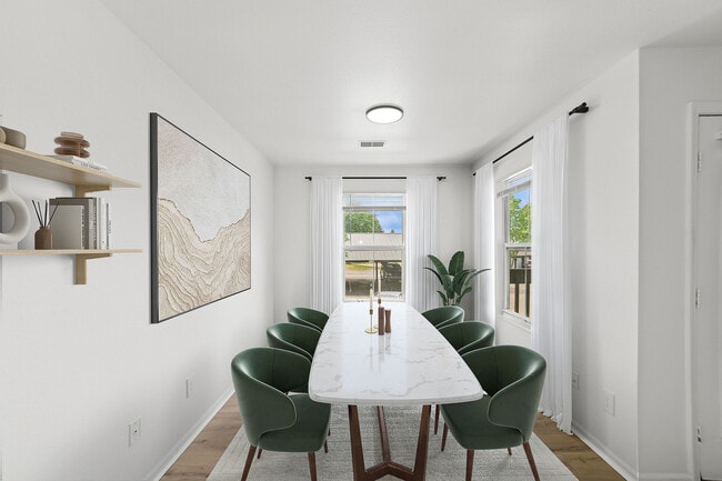 ReNew Woodland Ranch North in Kentwood, MI - Building Photo - Building Photo