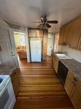 34 Oak St in Thomaston, CT - Building Photo - Building Photo