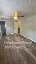 2726 S San Gully Rd in Lakeland, FL - Building Photo - Building Photo