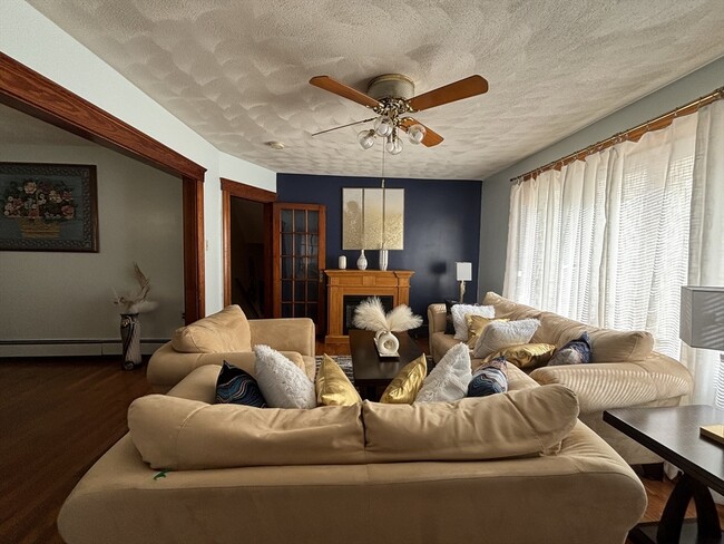 253 Fellsway W in Medford, MA - Building Photo - Building Photo
